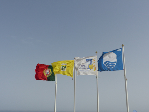 BUCHE MEER Portugal Algarve Blaue Flagge