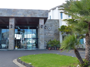 BUCHE MEER Lanzarote Hotel Sandos Papagayos Eingang