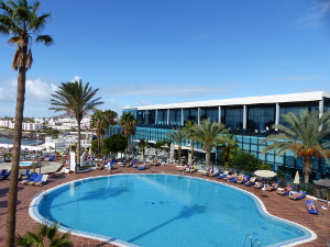 BUCHE MEER Lanzarote Hotel Sandos Papagayos Erwachsenen Pool