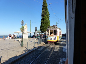 BUCHE MEER Lissabon Nostalgie Straßenbahn