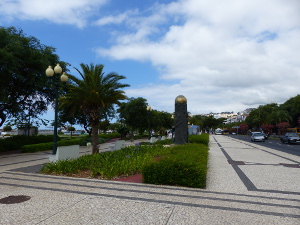 BUCHE MEER Madeira Funchal Hafenpromenade