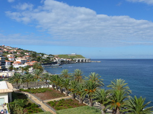 BUCHE MEER Madeira Santa Cruz mit Blick auf Airport