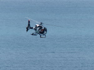 BUCHE MEER Seychellen Hubschrauber auf Praslin