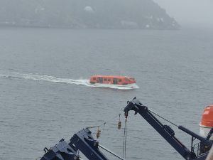 BUCHE MEER Mein Schiff 3 Norwegen Tenderboot in Kristiansand