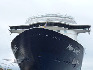 BUCHE MEER <em>Mein Schiff 3</em> Bug