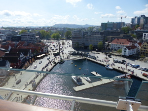 BUCHE MEER Mein Schiff 3 Stavanger Hafen