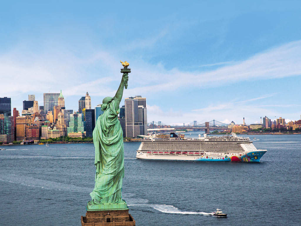 BUCHE MEER SEE Freestyle Cruises New York Norwegian Cruise Line